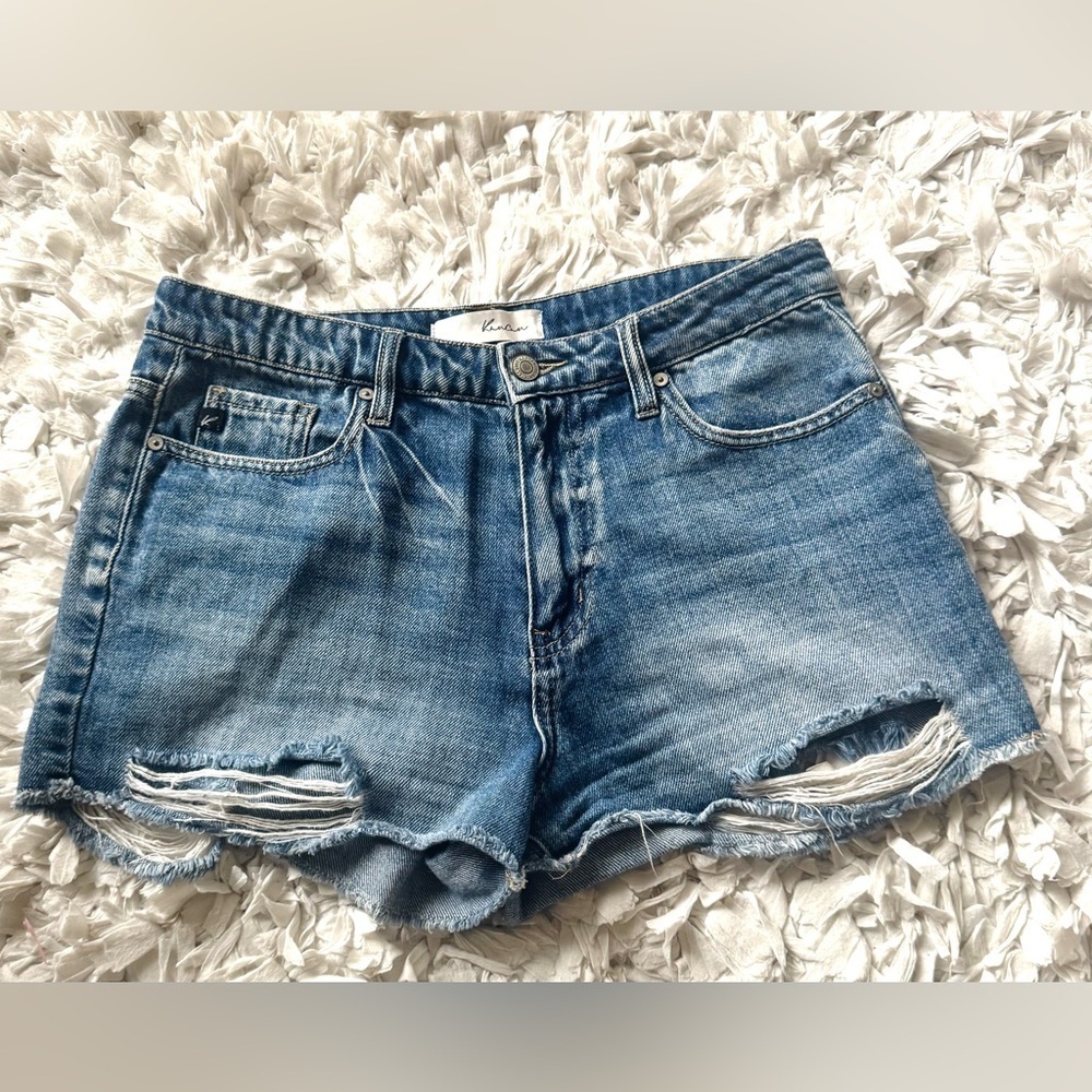 KanCan Estilo distressed raw hem denim jean shorts